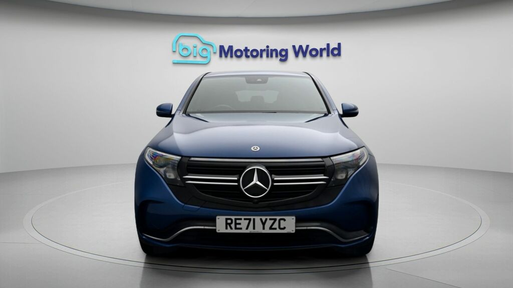 Mercedes-Benz EQC Amg Line Blue #2