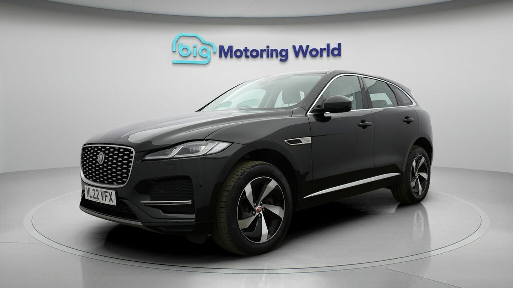 Jaguar F-Pace S Black #3