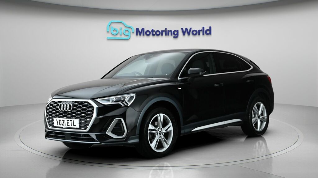 Audi Q3 S Line Black #3