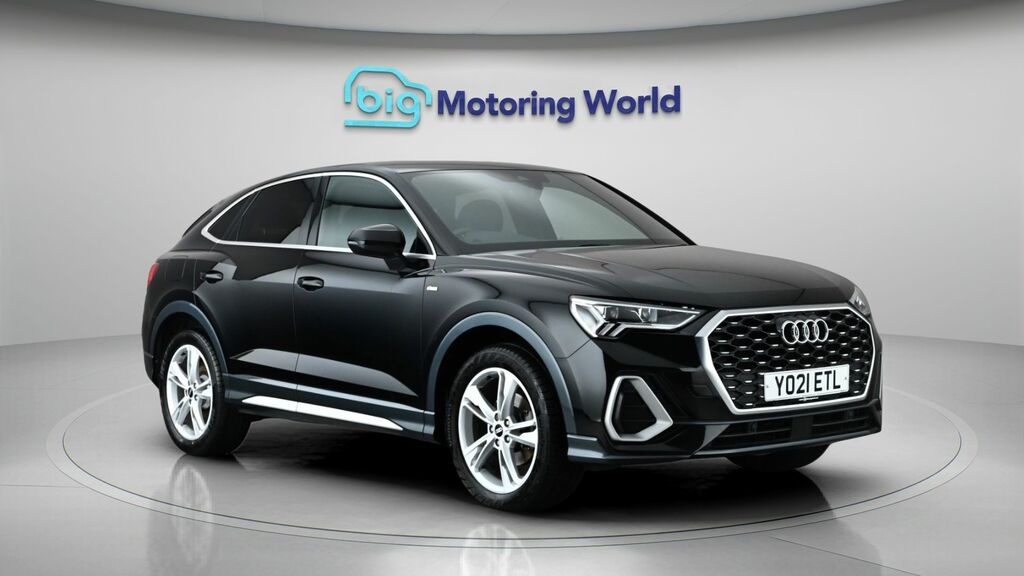 Audi Q3 S Line Black