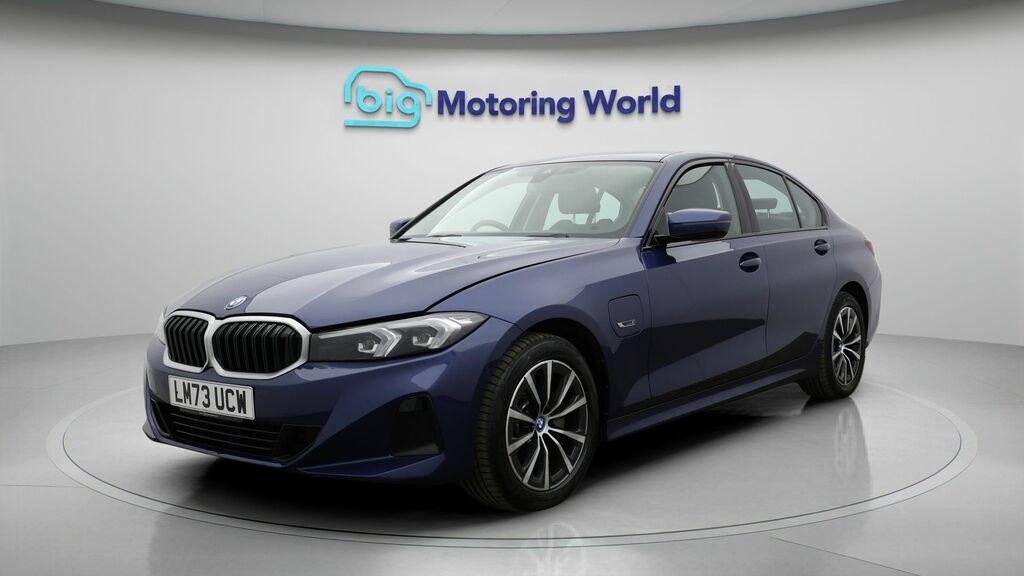 BMW 3 Series Sport Blue #3