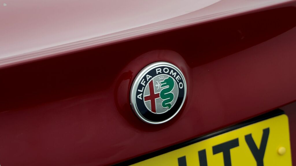 Alfa Romeo Giulia 2.0T Sprint Euro 6 Ss Blue #21