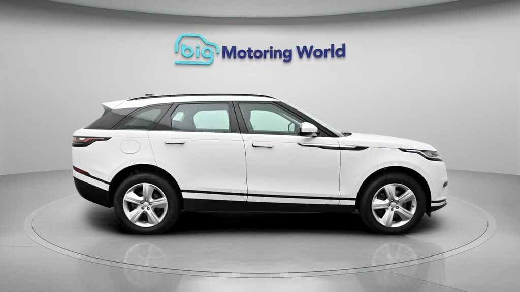 Land Rover Range Rover Velar 2.0 D200 Estate White #8