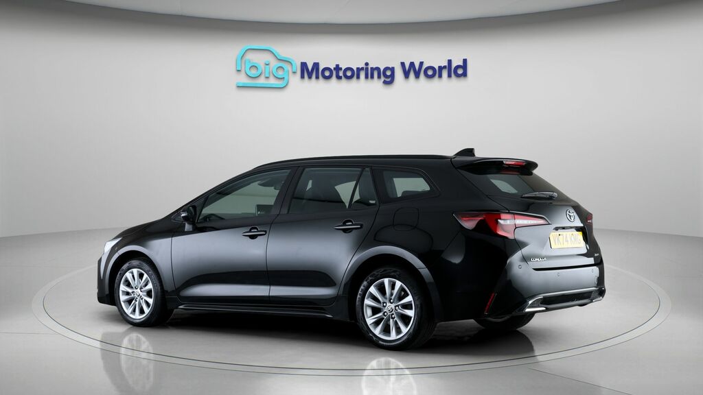Toyota Corolla Icon Black #5