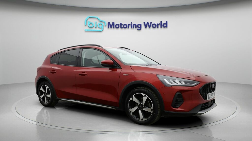 Ford Focus Active Red