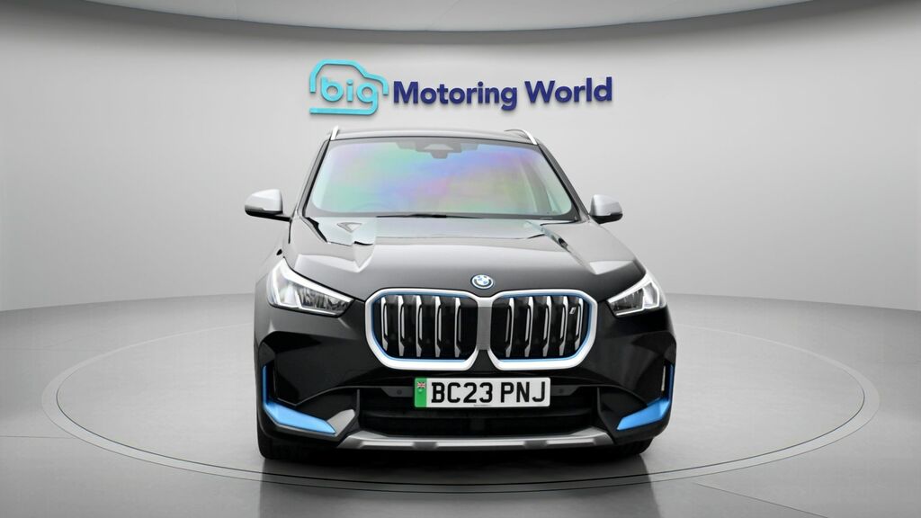 BMW iX1 Xline BC23PNJ Black #2
