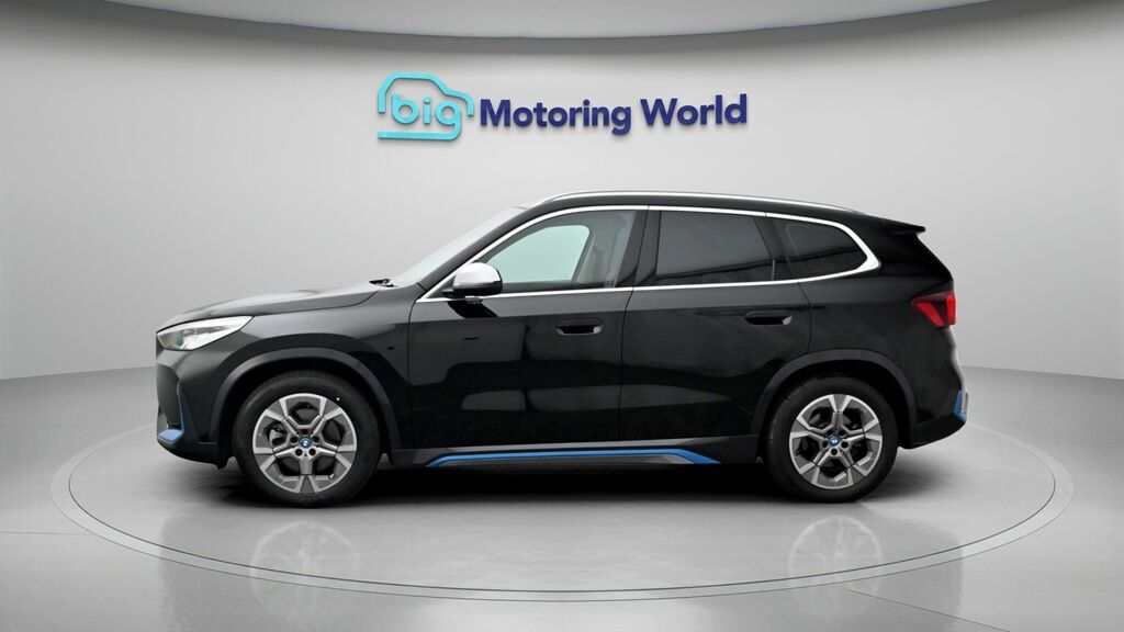 BMW iX1 Xline BC23PNJ Black #4