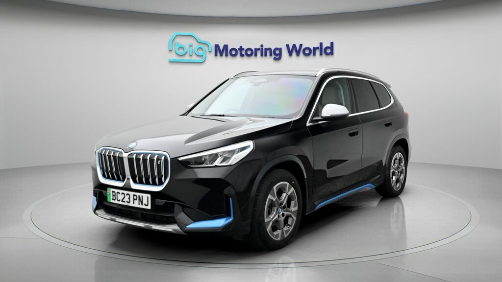 BMW iX1 Xline BC23PNJ Black #3