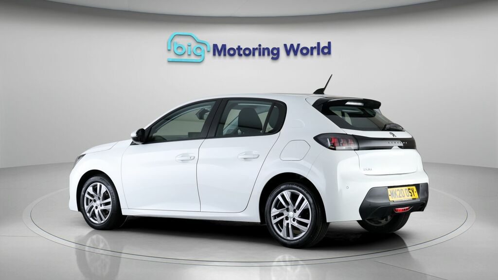 Peugeot 208 Active White #5