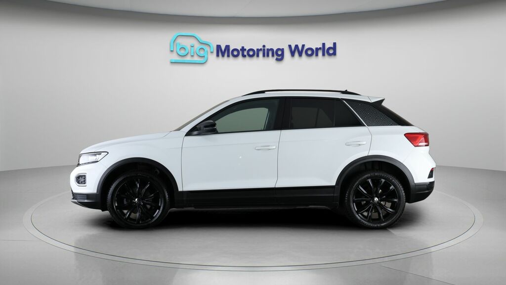 Volkswagen T-Roc Black Edition White #4