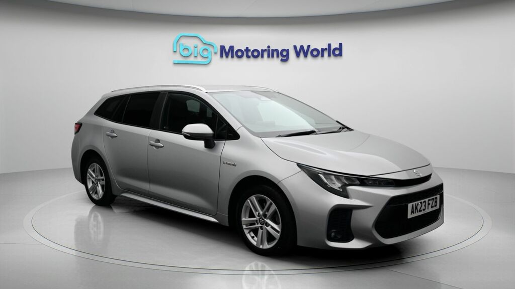 Suzuki Swace Motion Silver