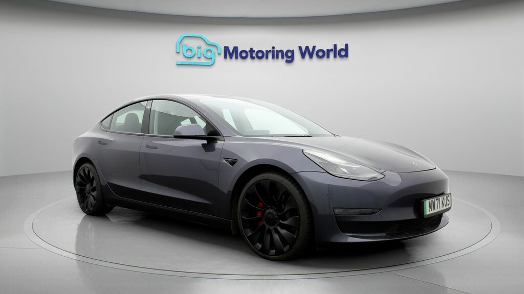 Tesla Model 3 Performance Grey