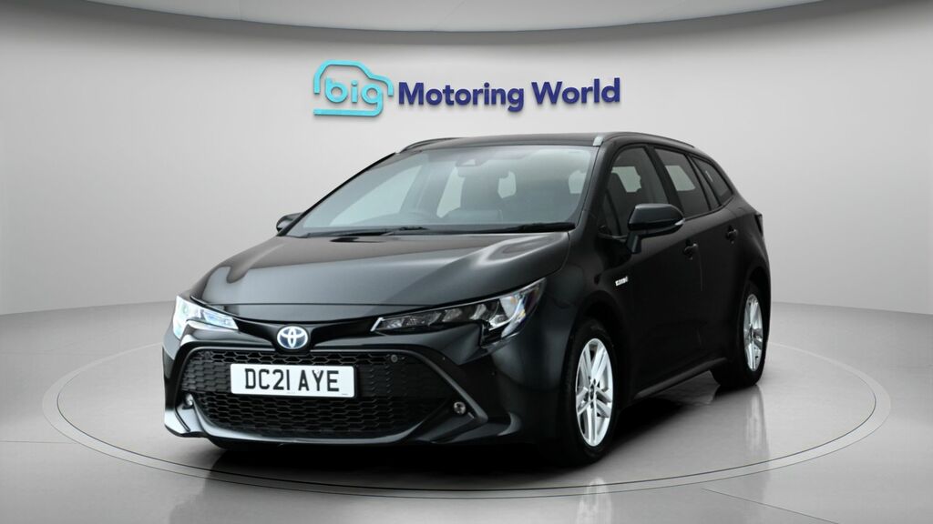 Toyota Corolla Icon Tech Black #3