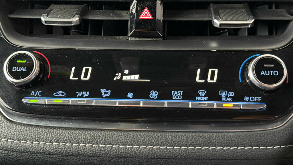 Toyota Corolla Estate #11