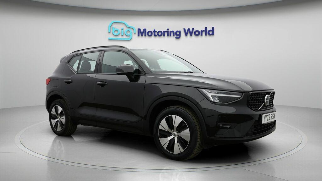 Volvo XC40 Plus Black