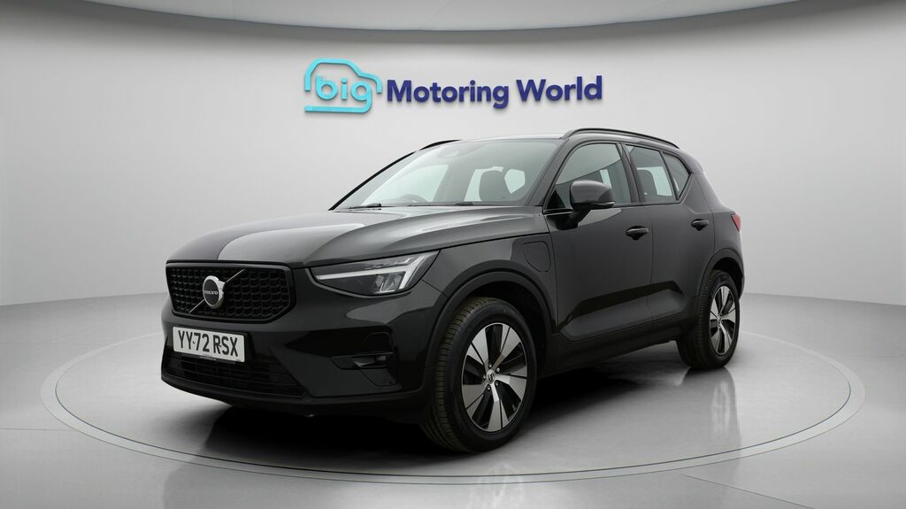 Volvo XC40 Plus Black #3