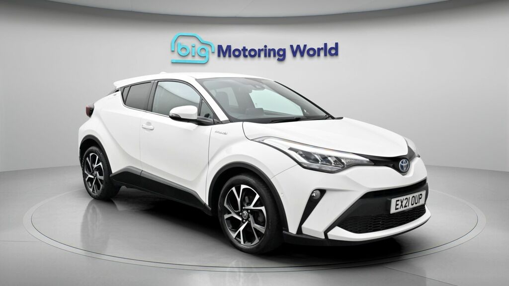 Toyota C-Hr Design White