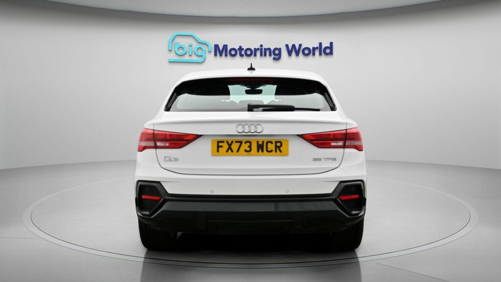 Audi Q3 Sport White #6