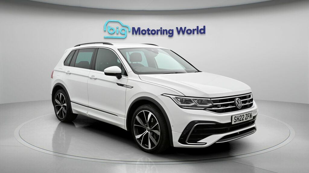 Volkswagen Tiguan R-line White