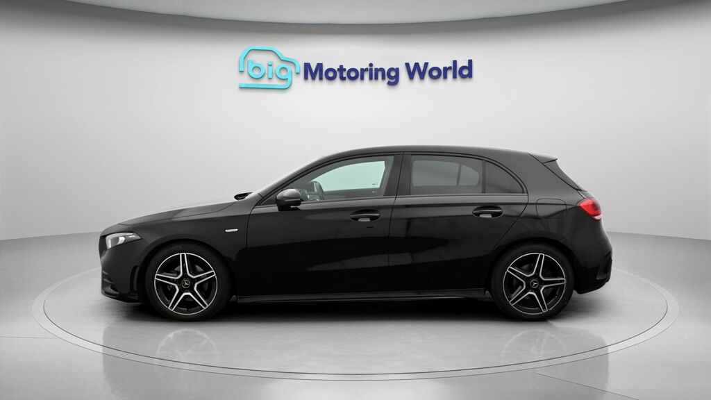 Mercedes-Benz A Class Amg Line Edition Black #4