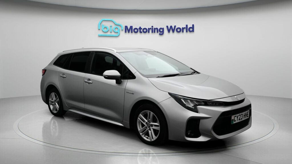 Suzuki Swace Motion Silver