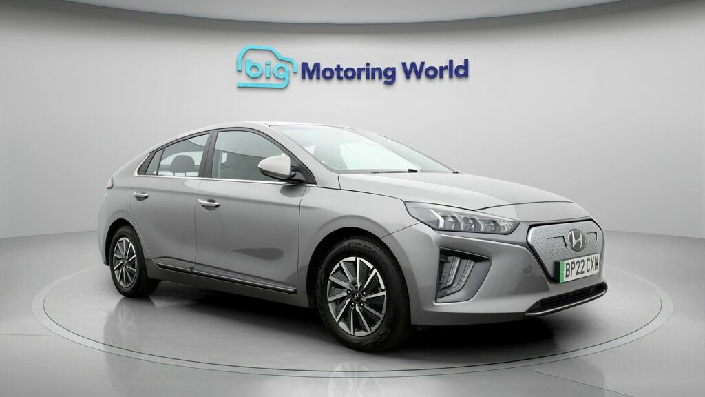 Hyundai Ioniq Premium Grey