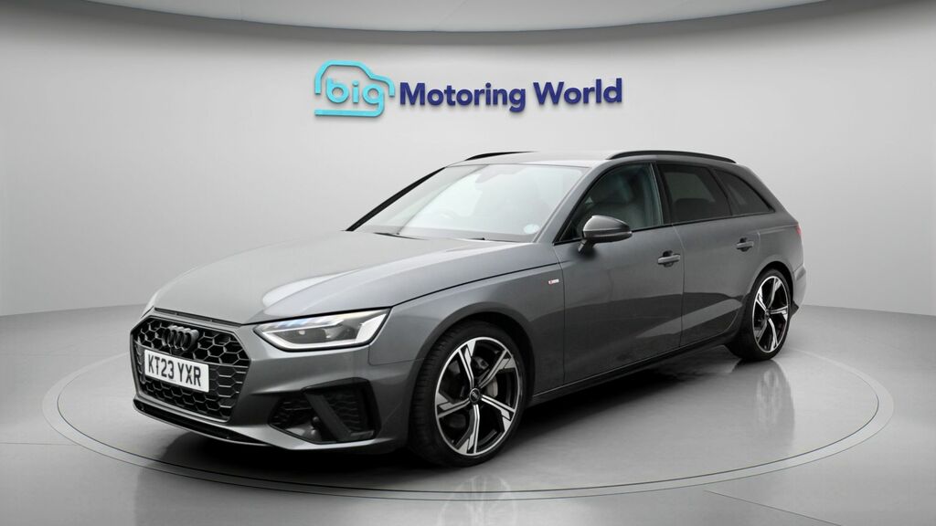 Audi A4 Avant Black Edition Grey #3