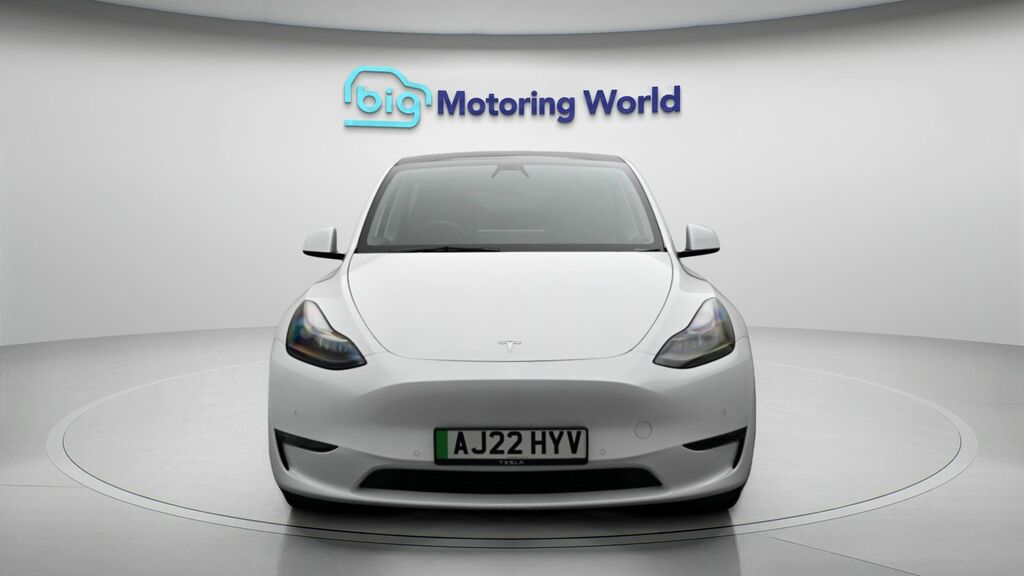 Tesla Model Y Long Range White #2