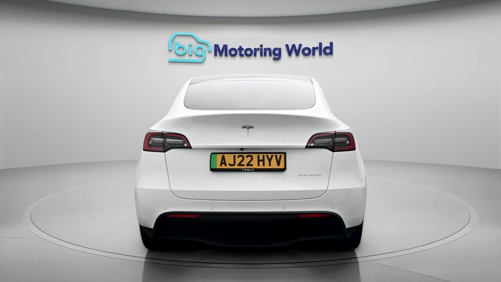 Tesla Model Y Long Range White #6