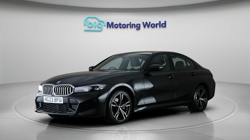 BMW 3 Series M Sport Black #3