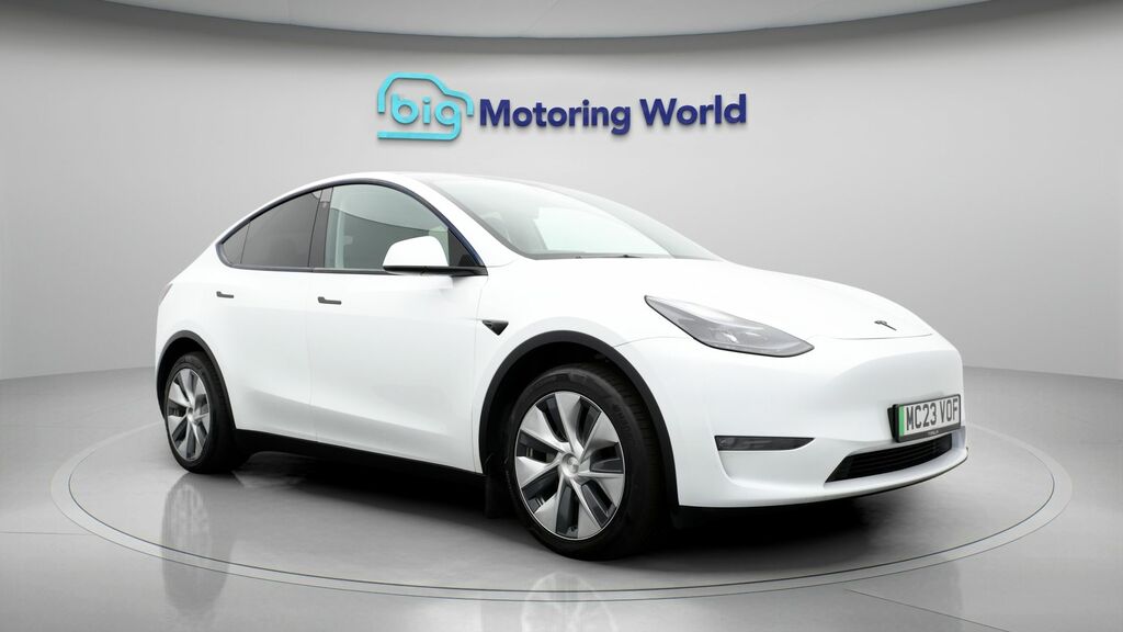 Tesla Model Y Long Range White