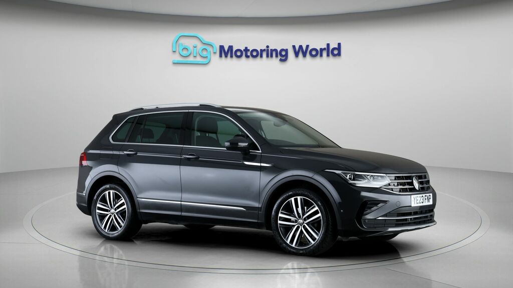 Volkswagen Tiguan Elegance Grey