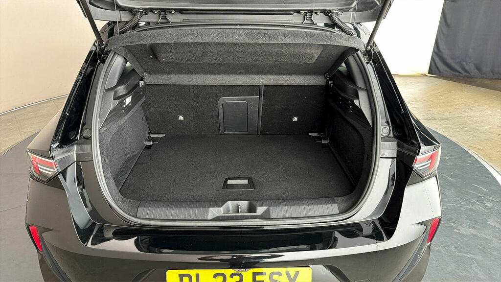 Vauxhall Astra 1.2 Turbo Ultimate Euro 6 Ss White #16