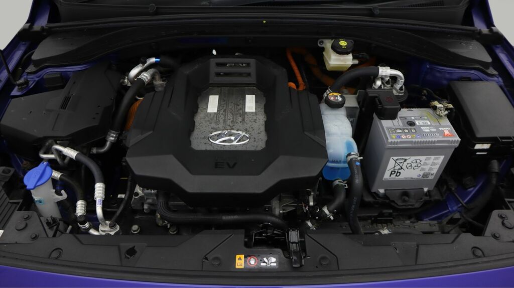 Hyundai Ioniq Premium Black #19
