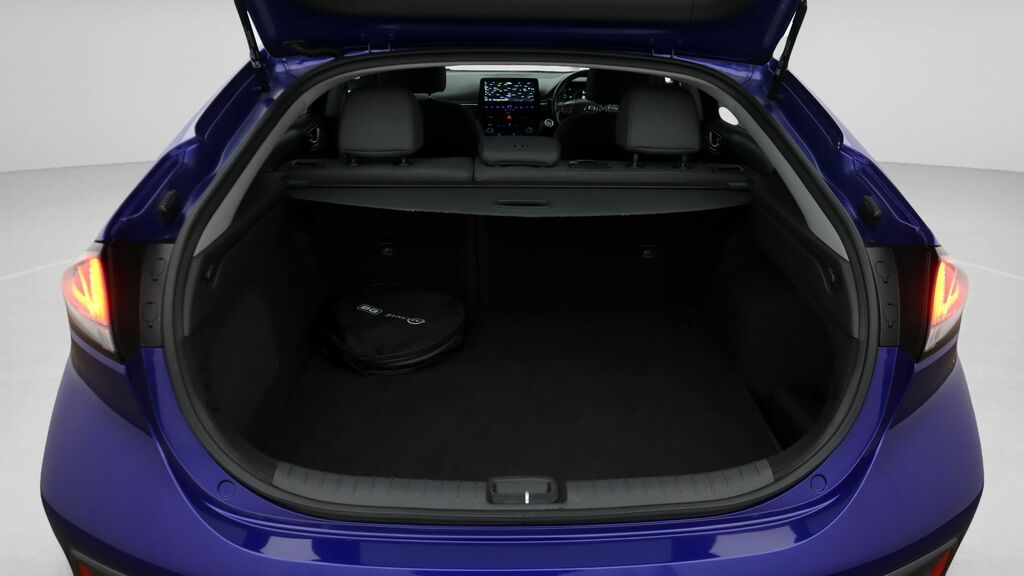 Hyundai Ioniq Premium Black #17