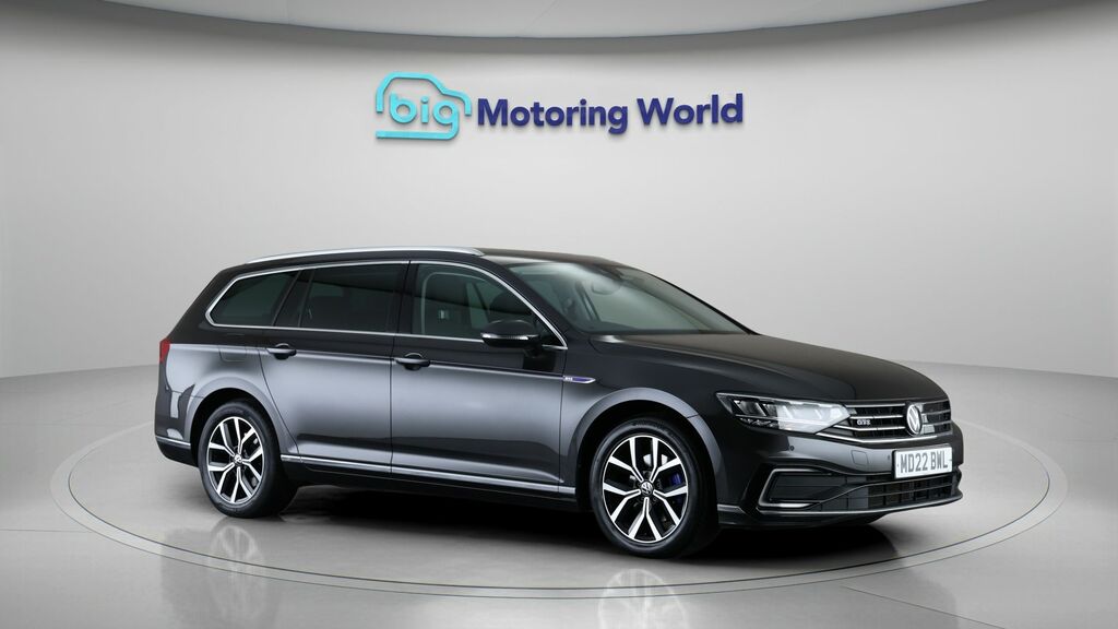Volkswagen Passat Gte Grey