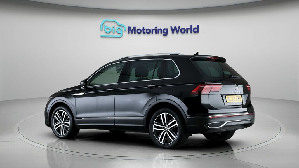 Volkswagen Tiguan Elegance Black #5