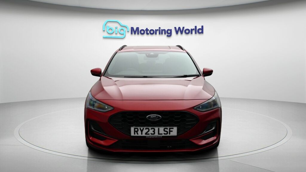 Ford Focus St-line X Red #2