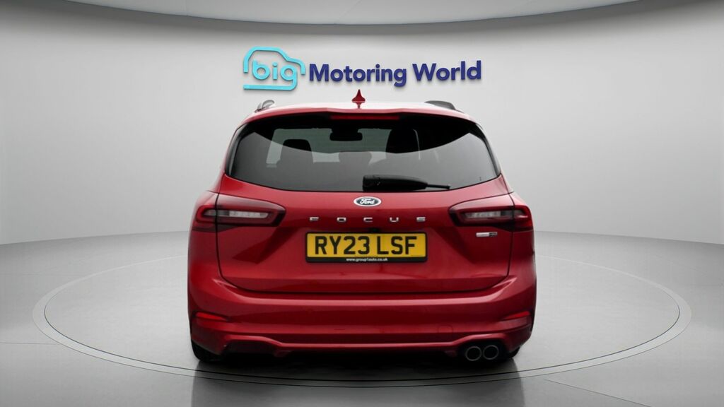 Ford Focus St-line X Red #6