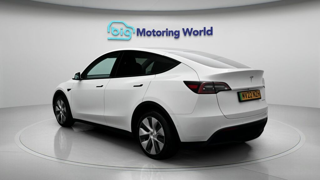 Tesla Model Y Long Range White #5