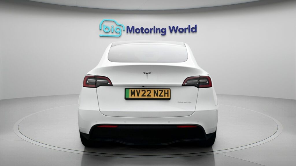 Tesla Model Y Long Range White #6