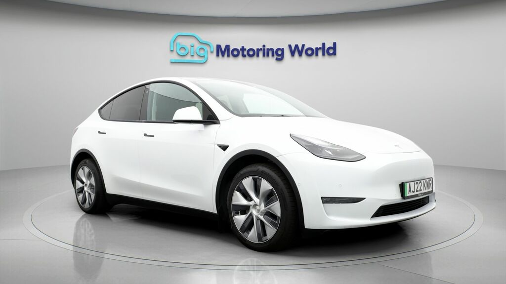 Tesla Model Y Long Range White