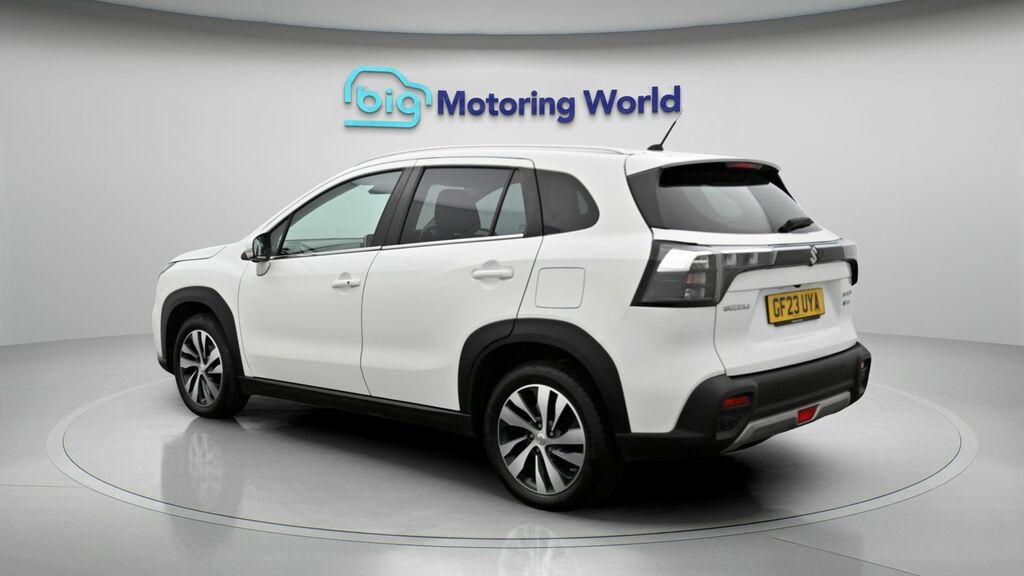 Suzuki S Cross Ultra White #5