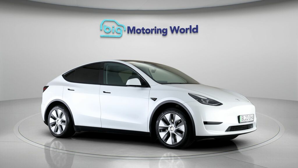 Tesla Model Y Y Model Y Rwd White