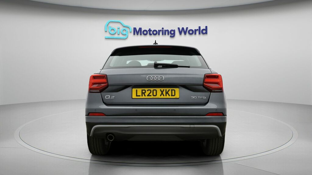 Audi Q2 S Line Grey #6