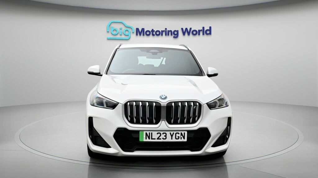 BMW iX1 M Sport White #2
