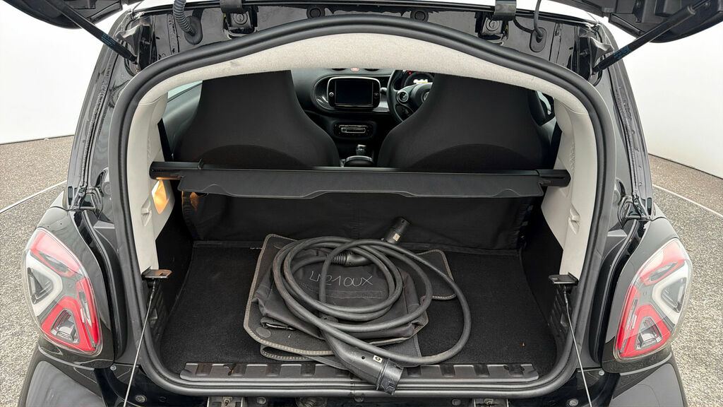 Smart Fortwo 60Kw Eq Brabus Line 17Kwh 22Kwch 2021 White #15