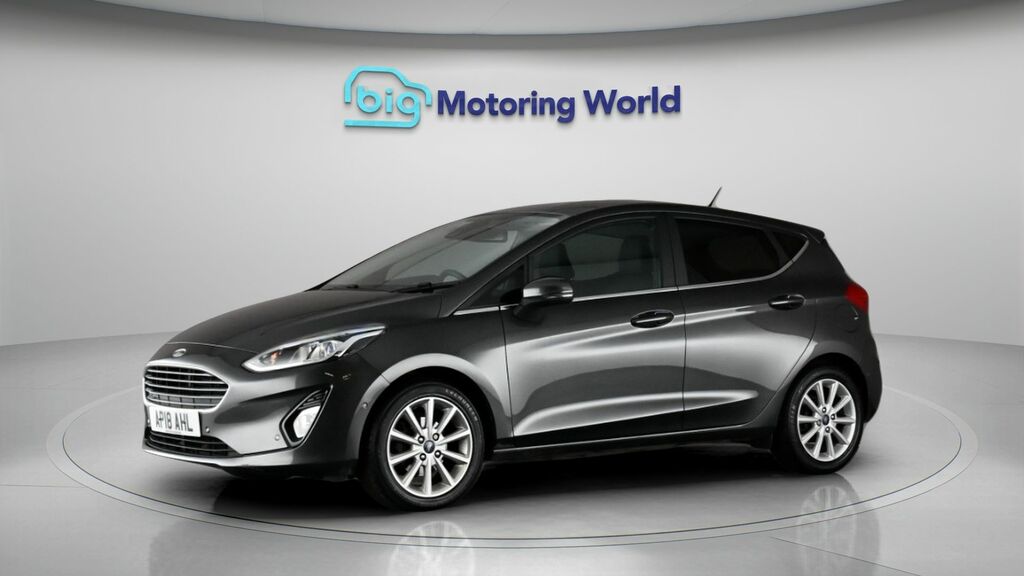 Ford Fiesta Titanium X Grey #4