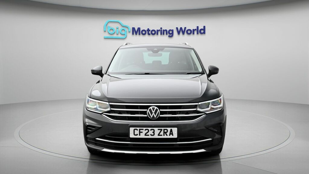 Volkswagen Tiguan Elegance Grey #2