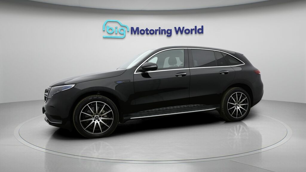 Mercedes-Benz EQC Amg Line Black #3